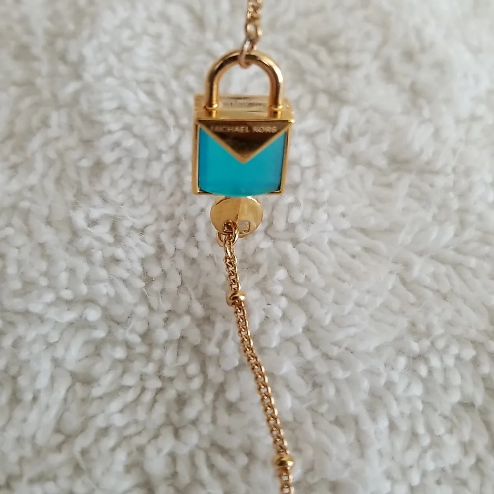 New Michael Kors Mercer Rose Gold Padlock Bracelet